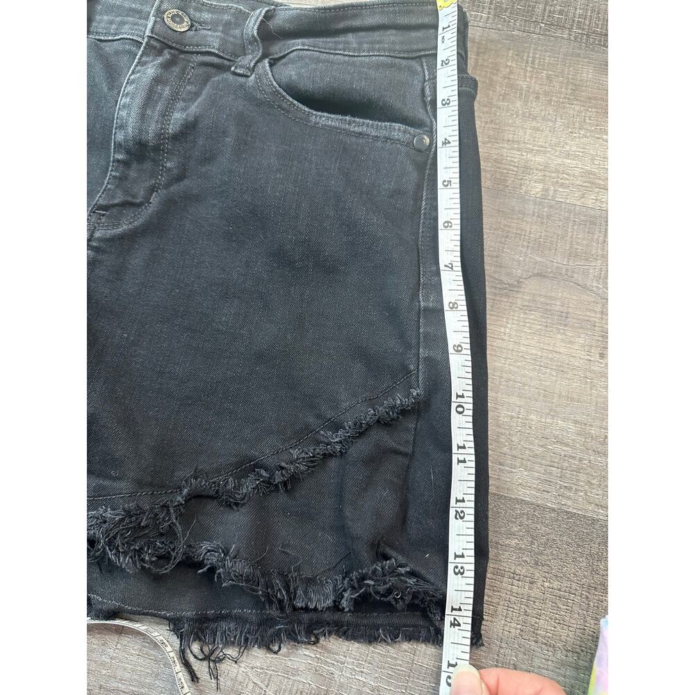 Judy Blue Black Denim Shorts Frayed Tulip Hem Size Large Style# JB15265BK - Picture 10 of 10